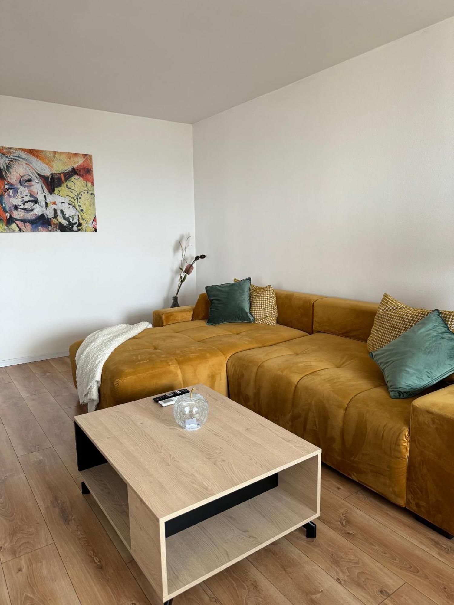 Modern Central Apartment Нітра Екстер'єр фото